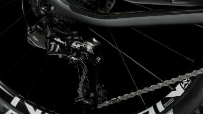 Cube Elite 240 C:62 SLX carbon'n'blue'n'red Größe: 24" Produktbild 3