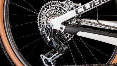 Cube Stereo ONE22 C:62 SLT 29 metallicwhite'n'black Größe: S Produktbild 5