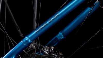 Cube Supreme Hybrid Deluxe ONE 625 electricblue'n'black Größe: Easy Entry 42 cm Produktbild 4